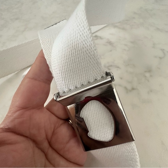 Nike Men’s White Golf Web Belt with Metal Buckle. Up 47.” - Picture 7 of 10